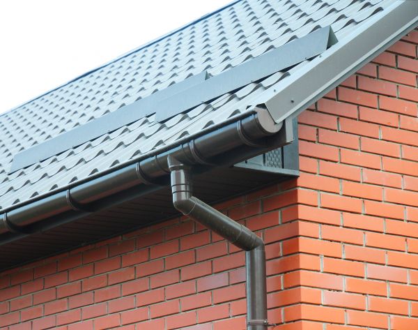 Cost of Roof Downspout Installation in Bronx